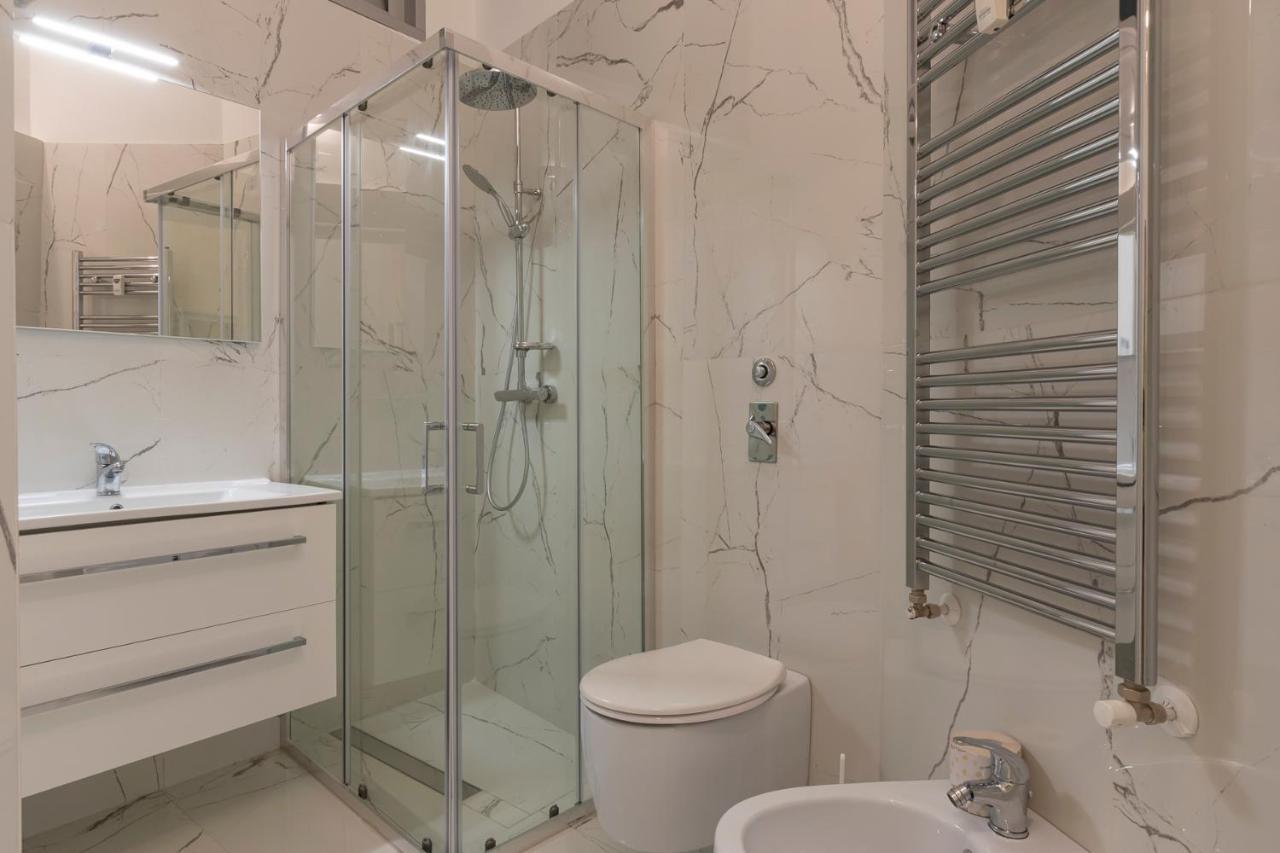 Luxury Apartment Near Porta Romana Tertulliano 37 Milan Bagian luar foto