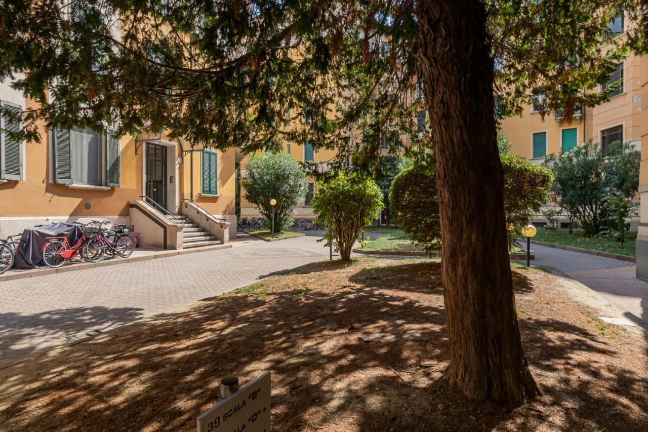 Luxury Apartment Near Porta Romana Tertulliano 37 Milan Bagian luar foto